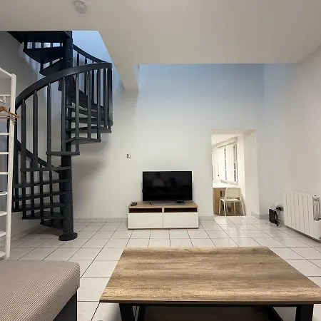 Apartament Duplex - Hyper Centre - 44m2 - Proche Place Stanislas Nancy